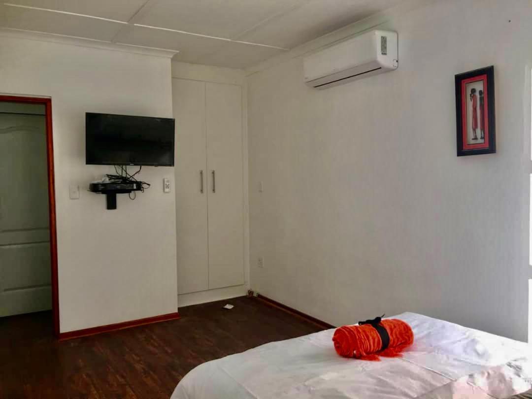 Beautiful Apartment In Century City Cidade Do Cabo Exterior foto